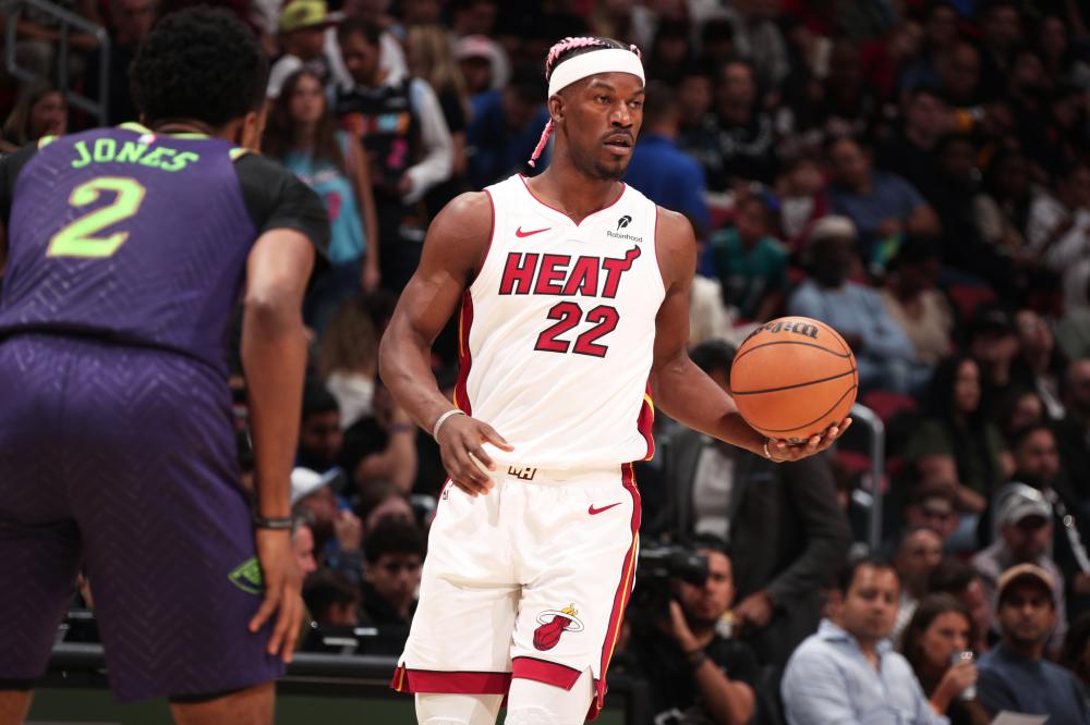 球员形成更 球员形成更