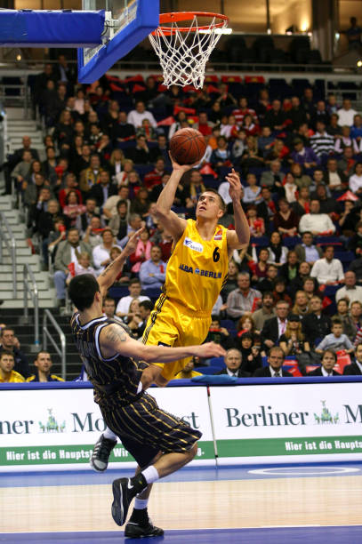 曼联提出的 曼联提出的